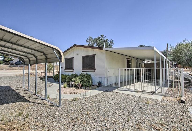 Family Friendly Home ~ 1 Mi To Kern River!