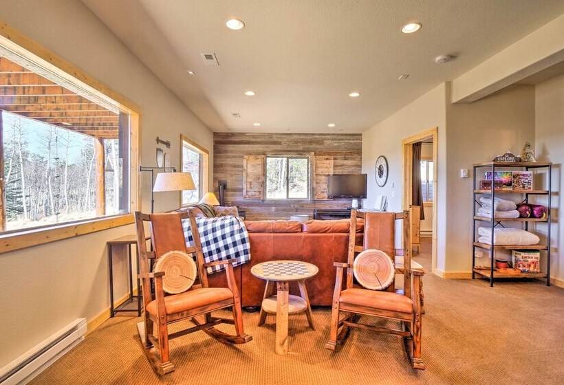 Family Friendly Jefferson Cabin W/ Fire Pit!