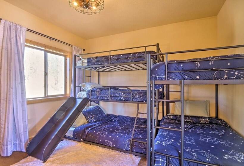 Family Friendly Jefferson Cabin W/ Fire Pit!