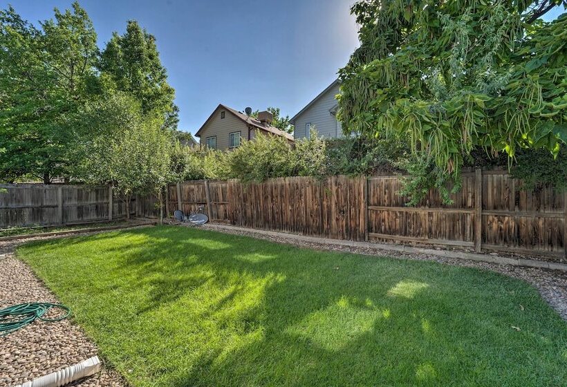 Family Home W/ Fenced Yard: 15 Mi To Denver!