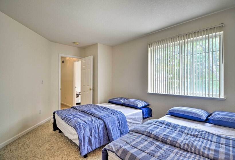 Family Home W/ Fenced Yard: 15 Mi To Denver!