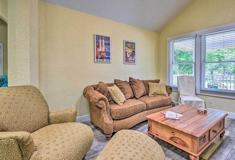 Family Home: Walk To Downtown & Stetson Univ!