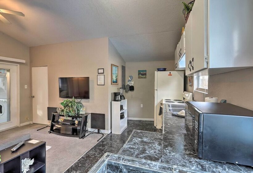 Fern Park House W/ Pool: New Patio & Fire Pit!