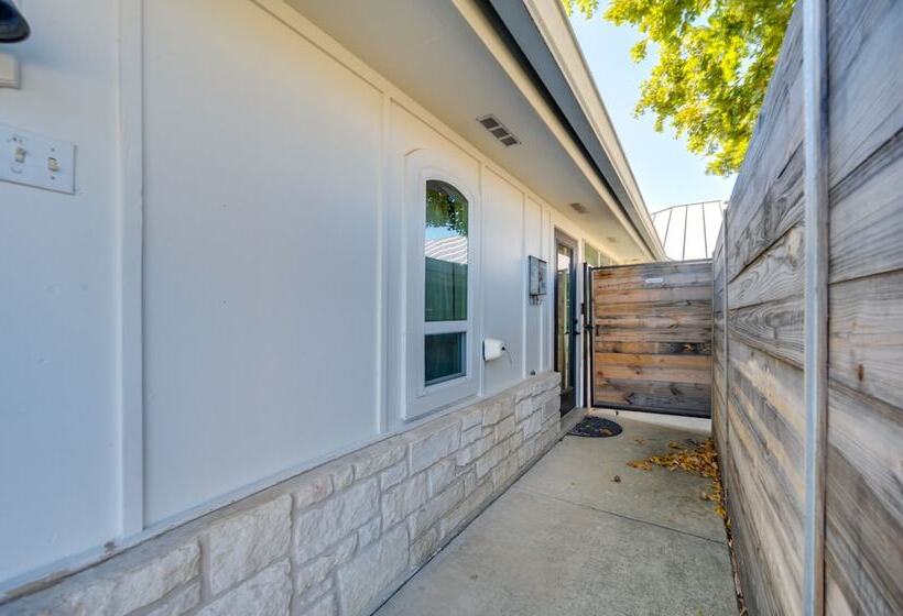 Fredericksburg  Regan Cottage  W/ Hot Tub!