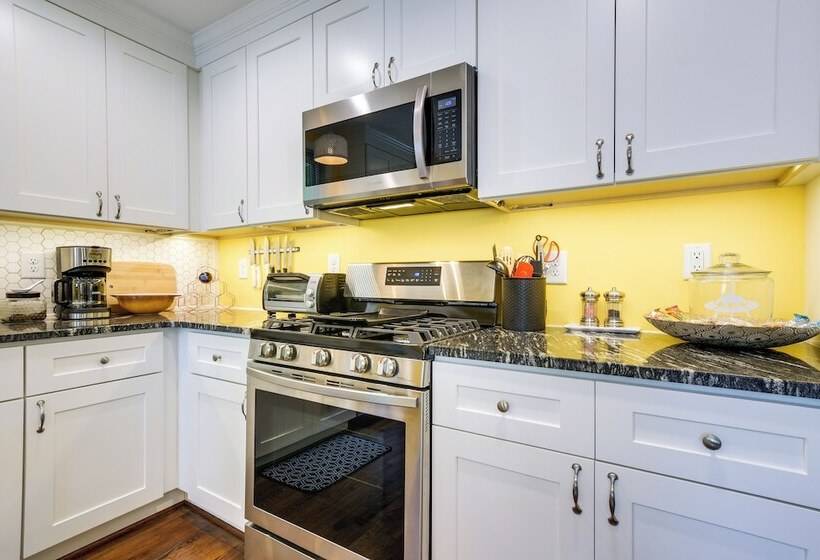 Freshly Renovated Raleigh Home Near Downtown!