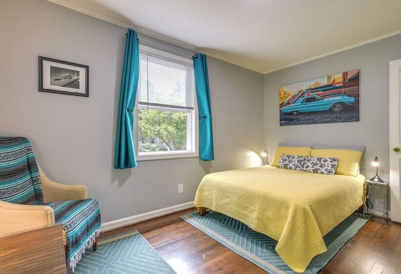 Freshly Renovated Raleigh Home Near Downtown!