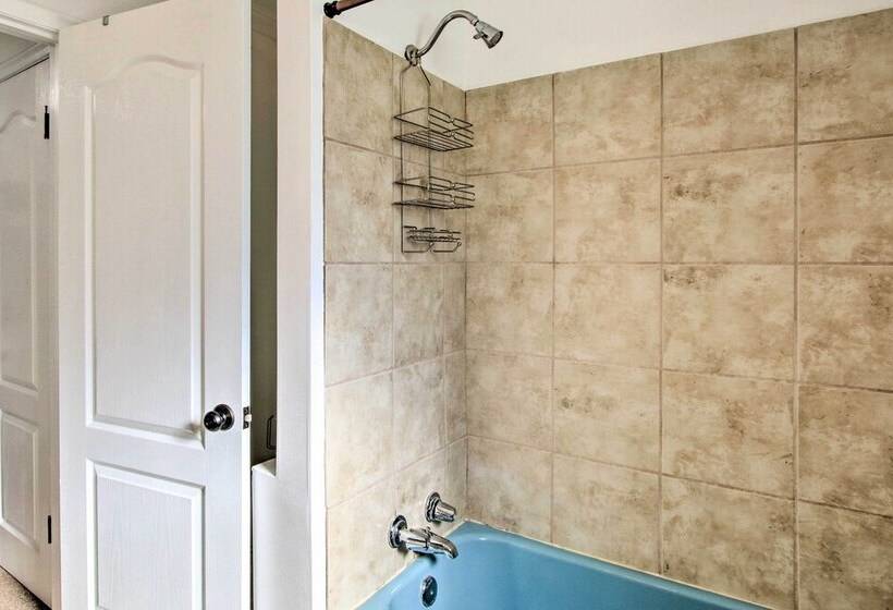 Fun, Fresh Ogden Abode W/ Patio & Grill!