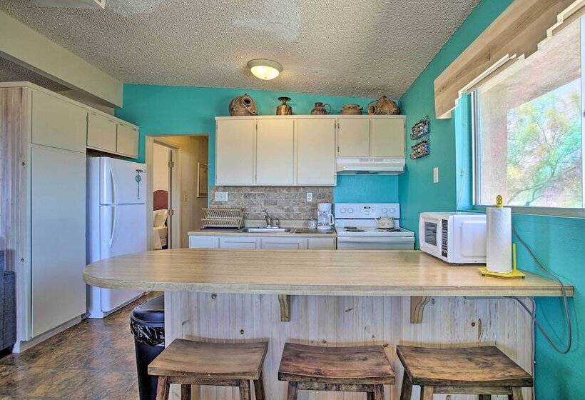 Funky & Colorful Desert Abode By Joshua Tree