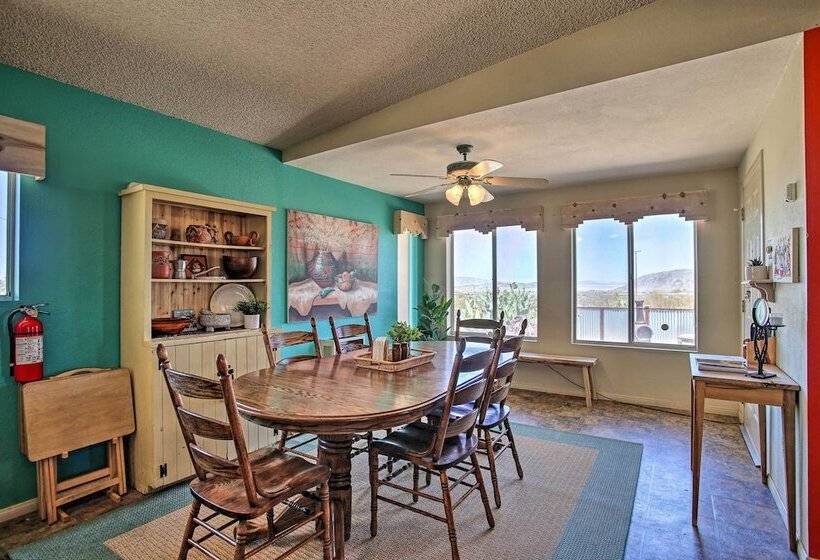 Funky & Colorful Desert Abode By Joshua Tree