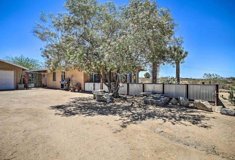 Funky & Colorful Desert Abode By Joshua Tree