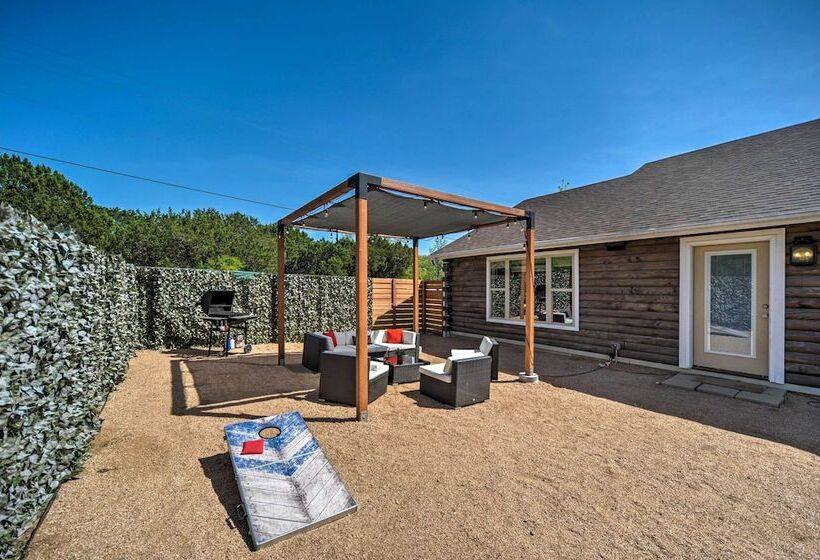 Gorgeous Cabin W/ Pergolas, Walk To River!