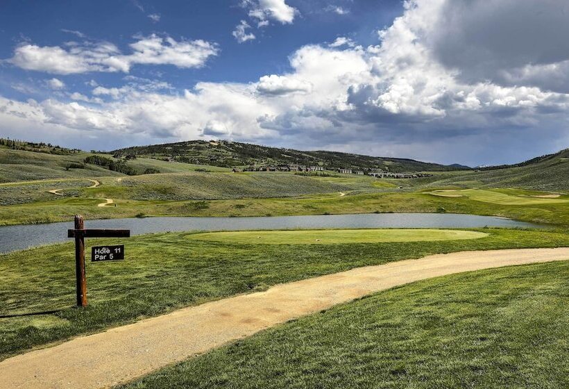 Patio, Fire Pit, & Ski Mountain View: Granby Home
