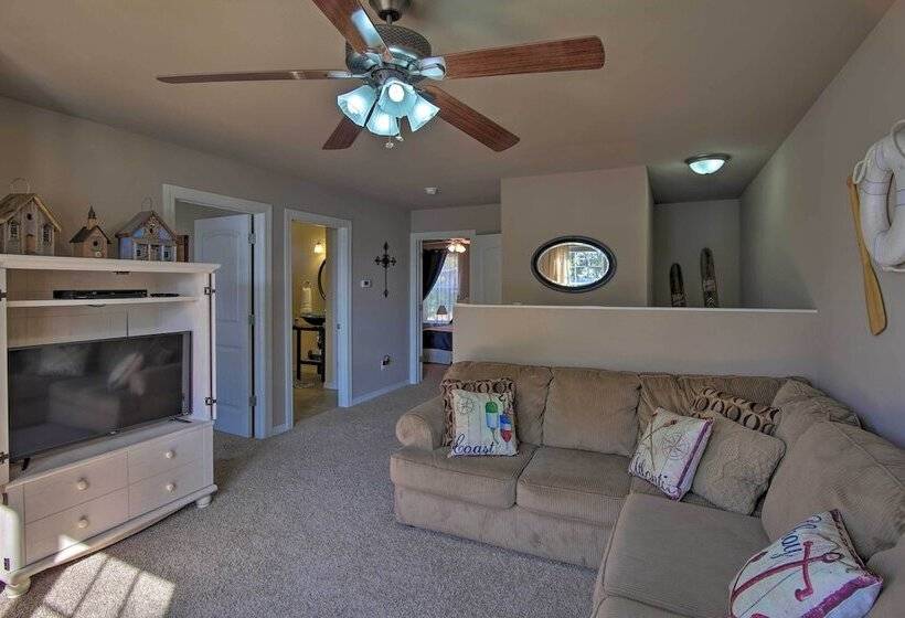 Shared Boat Ramp: Waterfront Home In Grove