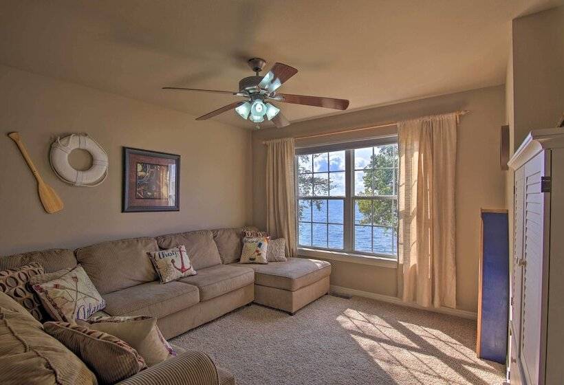 Shared Boat Ramp: Waterfront Home In Grove