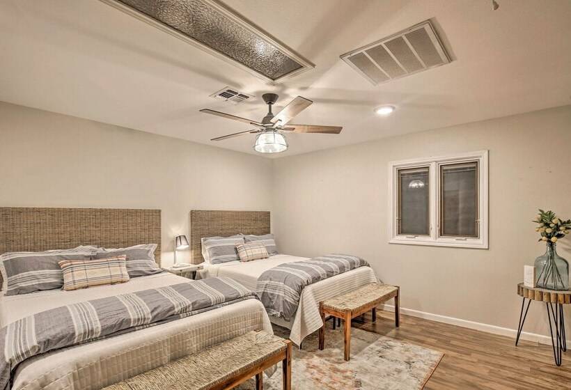 Guadalupe River Paradise W/ Hot Tub, Dock & Kayaks