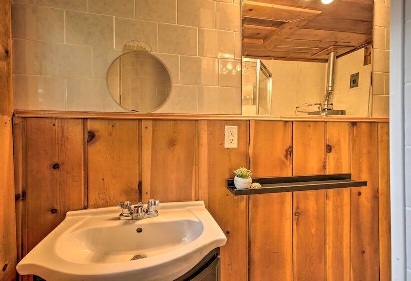 Hayward Cabin On Grindstone Lake: Bring Your Boat!