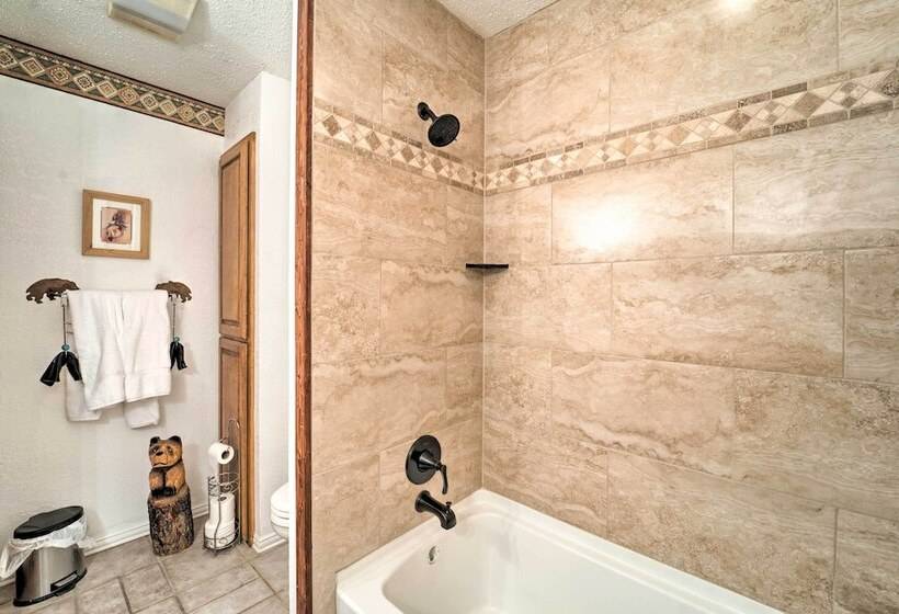 New Mexico Cabin Hideaway W/ Eagle Nest Lake Views