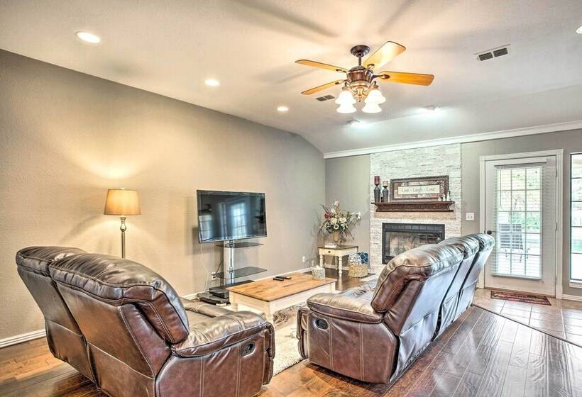 Gainesville Home W/ Outdoor Oasis, 16 Mi To Lake