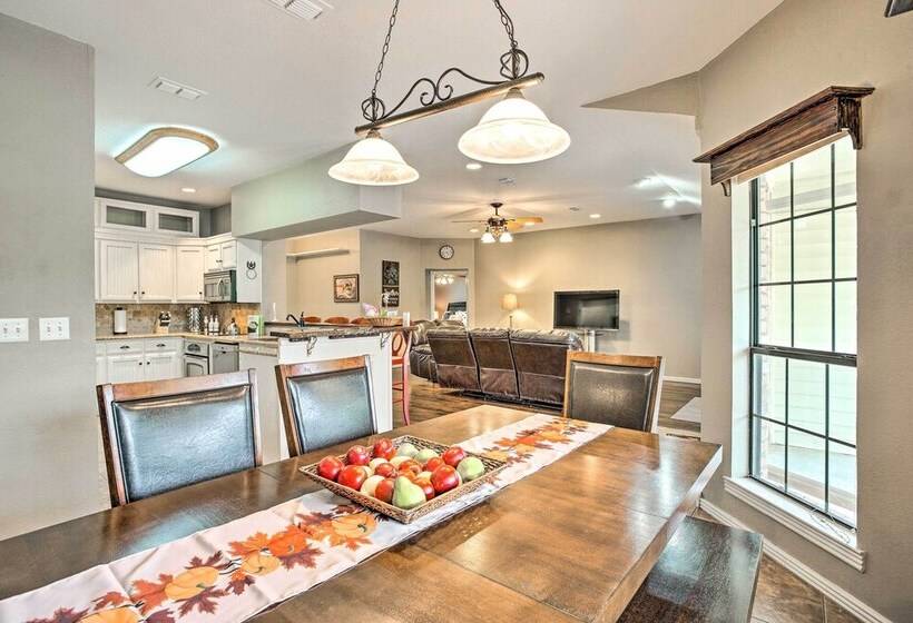 Gainesville Home W/ Outdoor Oasis, 16 Mi To Lake