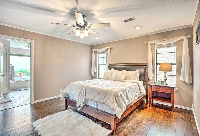 Gainesville Home W/ Outdoor Oasis, 16 Mi To Lake