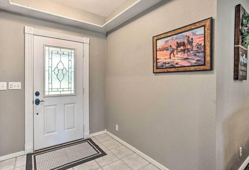 Gainesville Home W/ Outdoor Oasis, 16 Mi To Lake