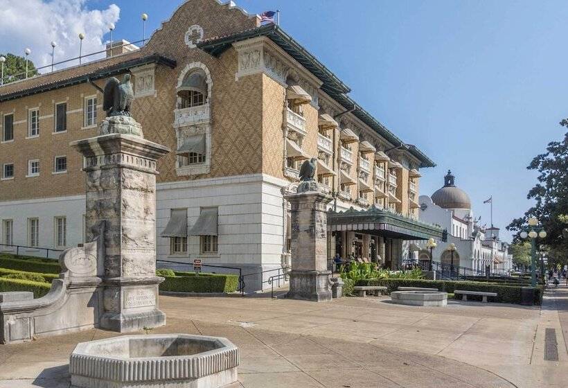 Hot Springs Home < 1 Mi To Oaklawn Racing Casino!