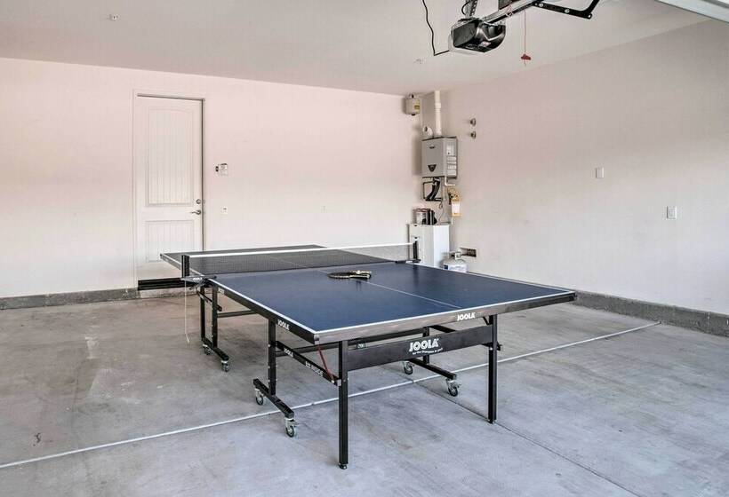 Idyllic Indio Oasis W/ Private Pool & Spa!