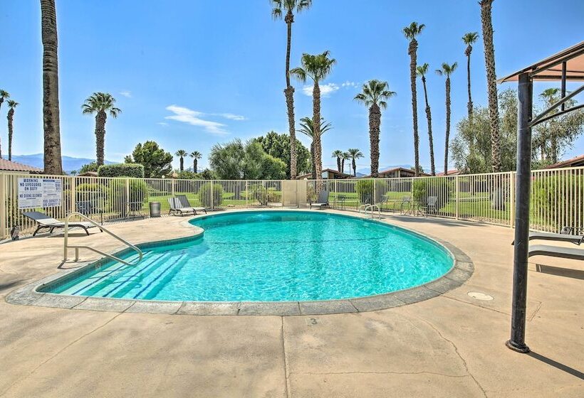 Indio Escape W/ Fire Pit & Resort Amenities!