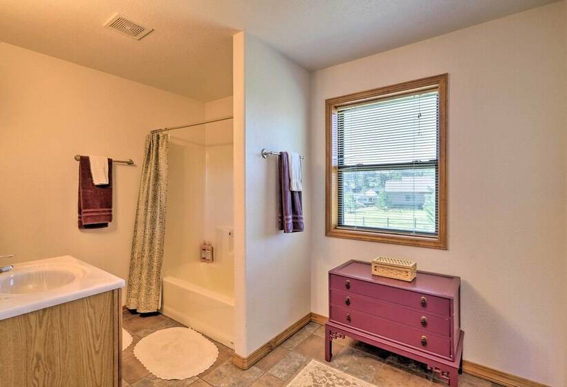 Inviting Pagosa Springs Vacation Home Near Lake!