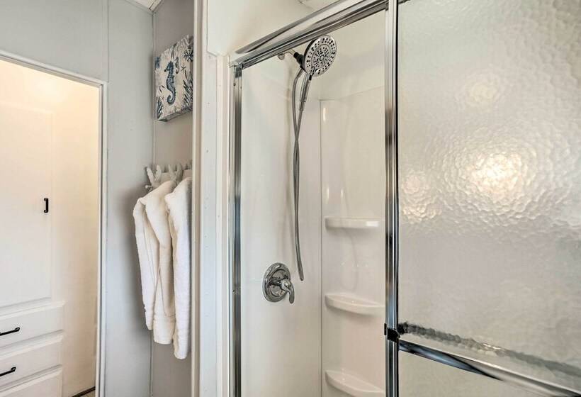 Jensen Beach Home W/ Private Beach Access!