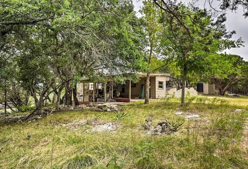 Kerrville Area Home W/ Outdoor Entertainment Space