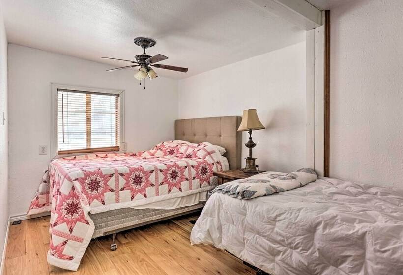 Kerrville Area Home W/ Outdoor Entertainment Space