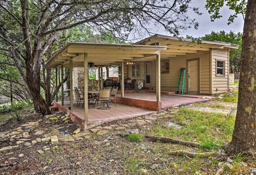 Kerrville Area Home W/ Outdoor Entertainment Space
