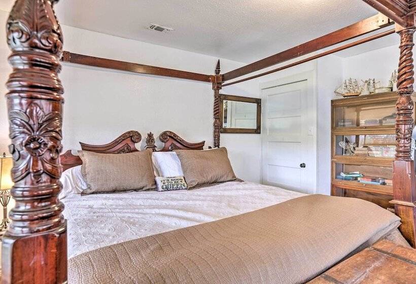 Kerrville Area Home W/ Outdoor Entertainment Space