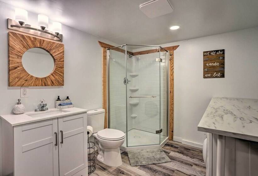 Lake Arrowhead Cabin W/ Mid Century Charm!