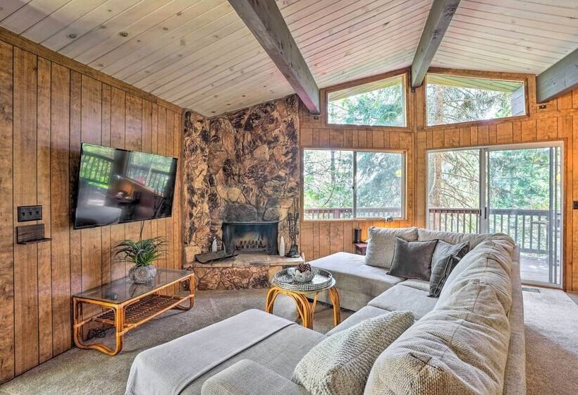 Lake Arrowhead Cabin W/ Mid Century Charm!