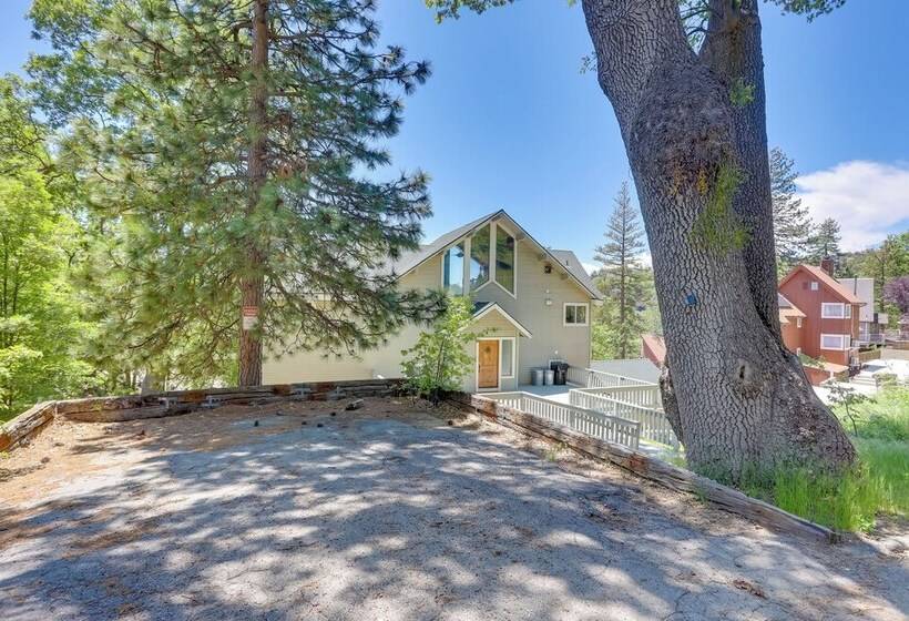 Lake Arrowhead Vacation Home W/ Decks & Grill!
