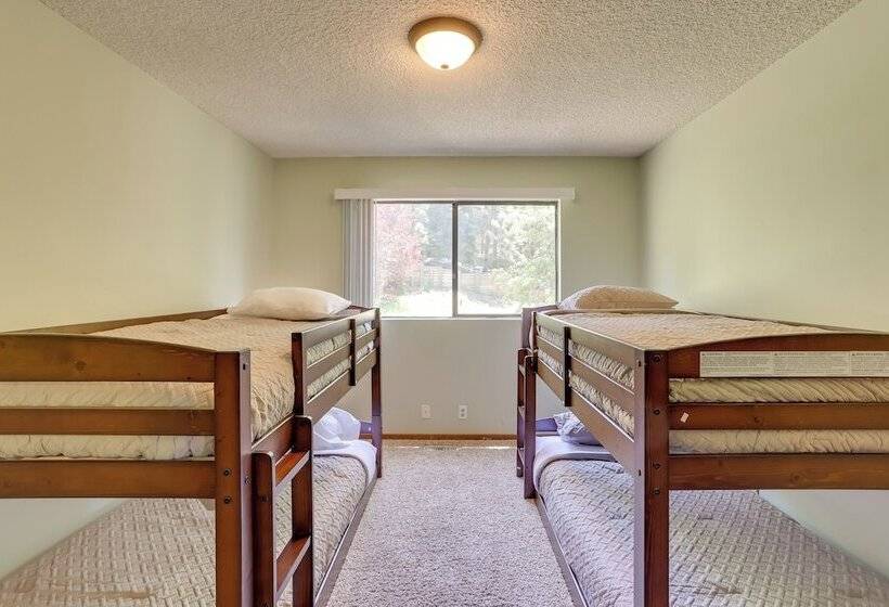 Lake Arrowhead Vacation Home W/ Decks & Grill!