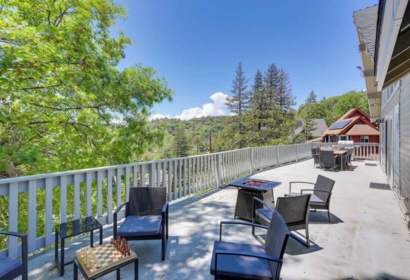 Lake Arrowhead Vacation Home W/ Decks & Grill!