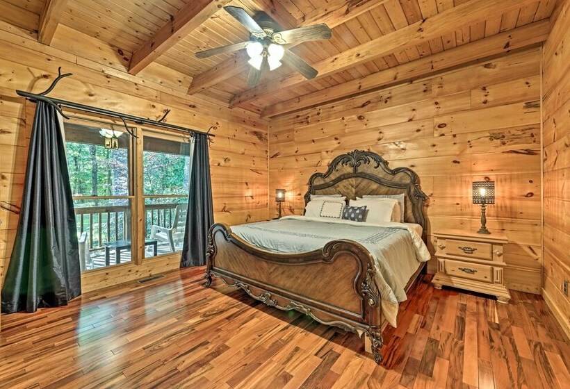 Lakefront Coalmont Cabin On 5 Acres W/ Dock!