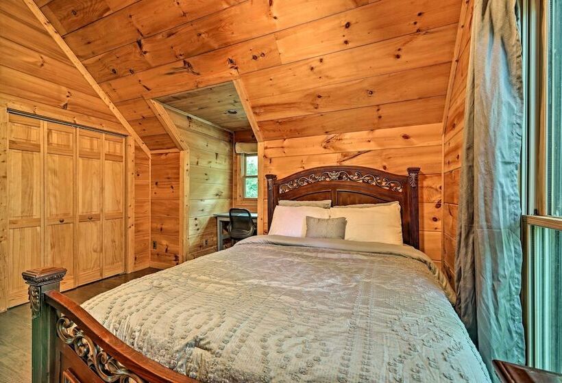 Lakefront Coalmont Cabin On 5 Acres W/ Dock!