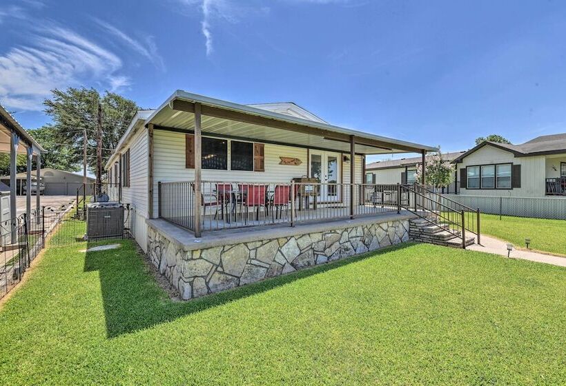 Lakefront Granbury Home, Boat Dock On Site!