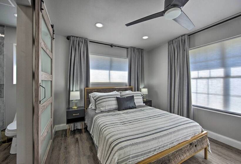 Lakefront Gun Barrel City Home W/ 5 Acres!