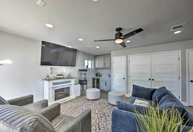 Lakefront Gun Barrel City Home W/ 5 Acres!