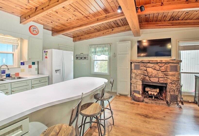 Lakefront Home W/ Dock: 10 Mi To Central Ave!