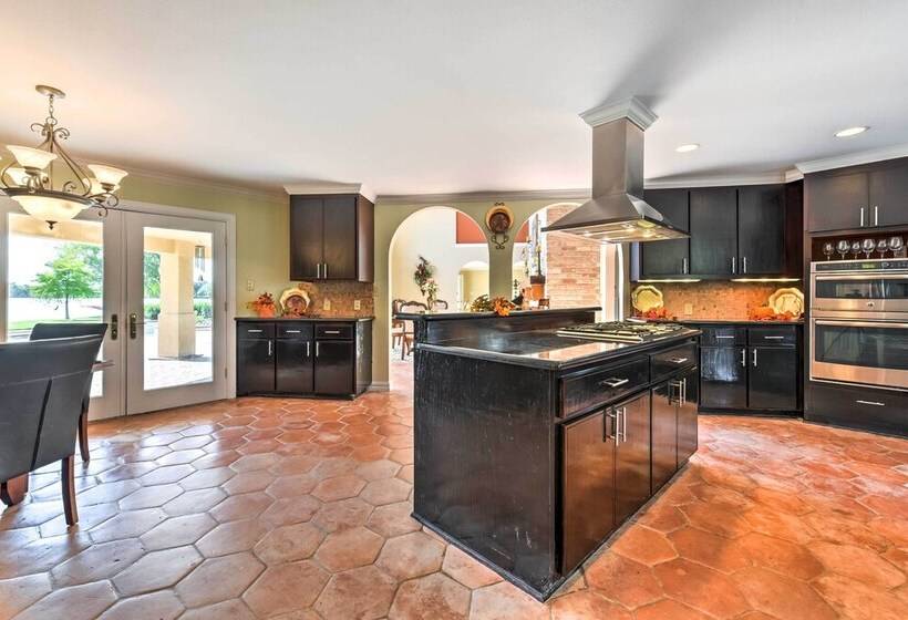 Lakefront Houston House   1 Mi To Space Center!