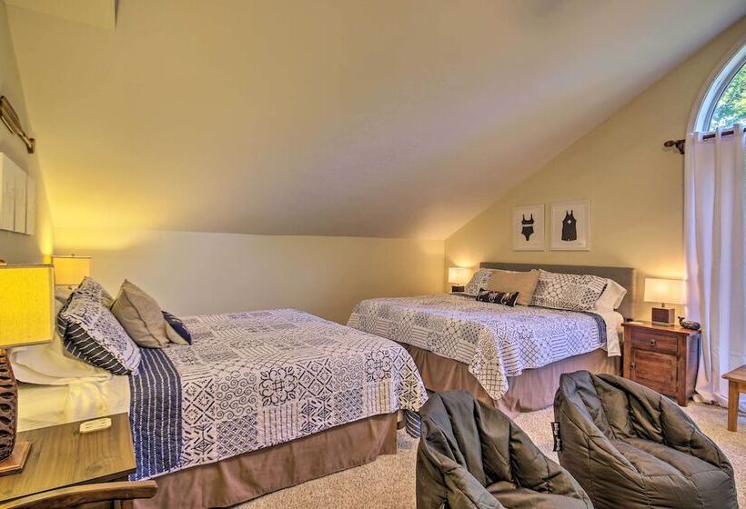 Lakefront Paradise W/ Fire Pit   Dogs Welcome!