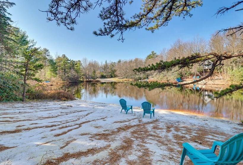 Near Skiing: Lakefront Gem W/ Kayaks In Long Pond