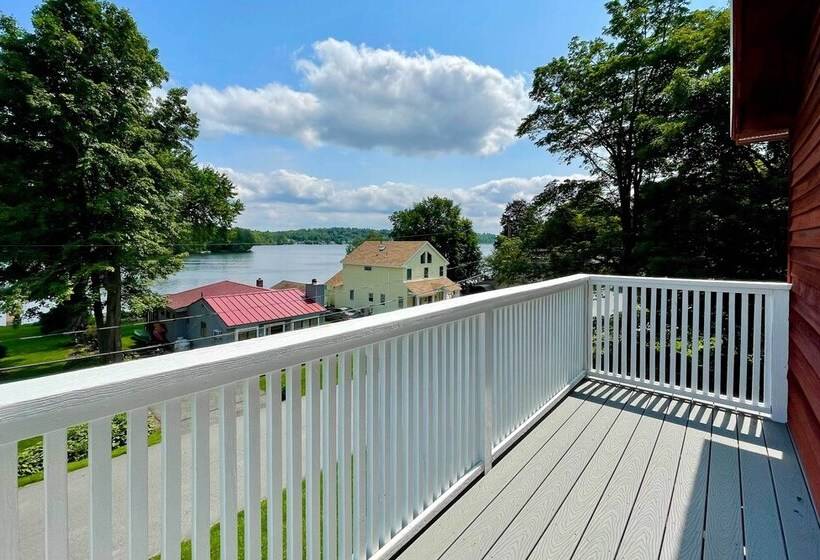 Lakeside Berkshires Home Near Hiking & Skiing!
