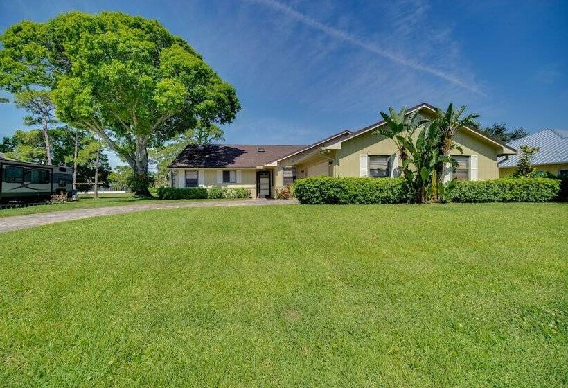 Lakewood Park Retreat On Fairway   4 Mi To Beach!